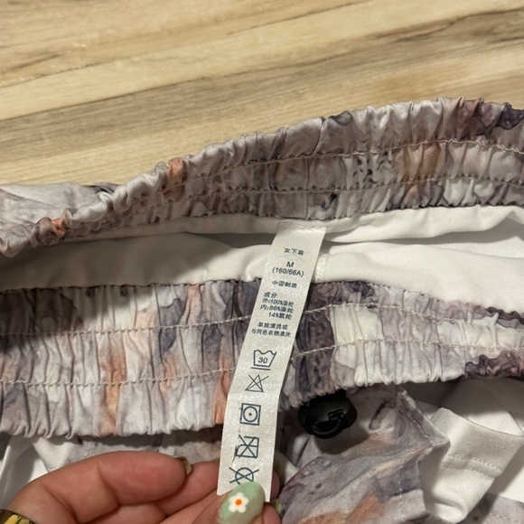 Running Shorts with built in Liner - NWOT - Never Worn - Sport Short - Walking - Picture 3 of 4